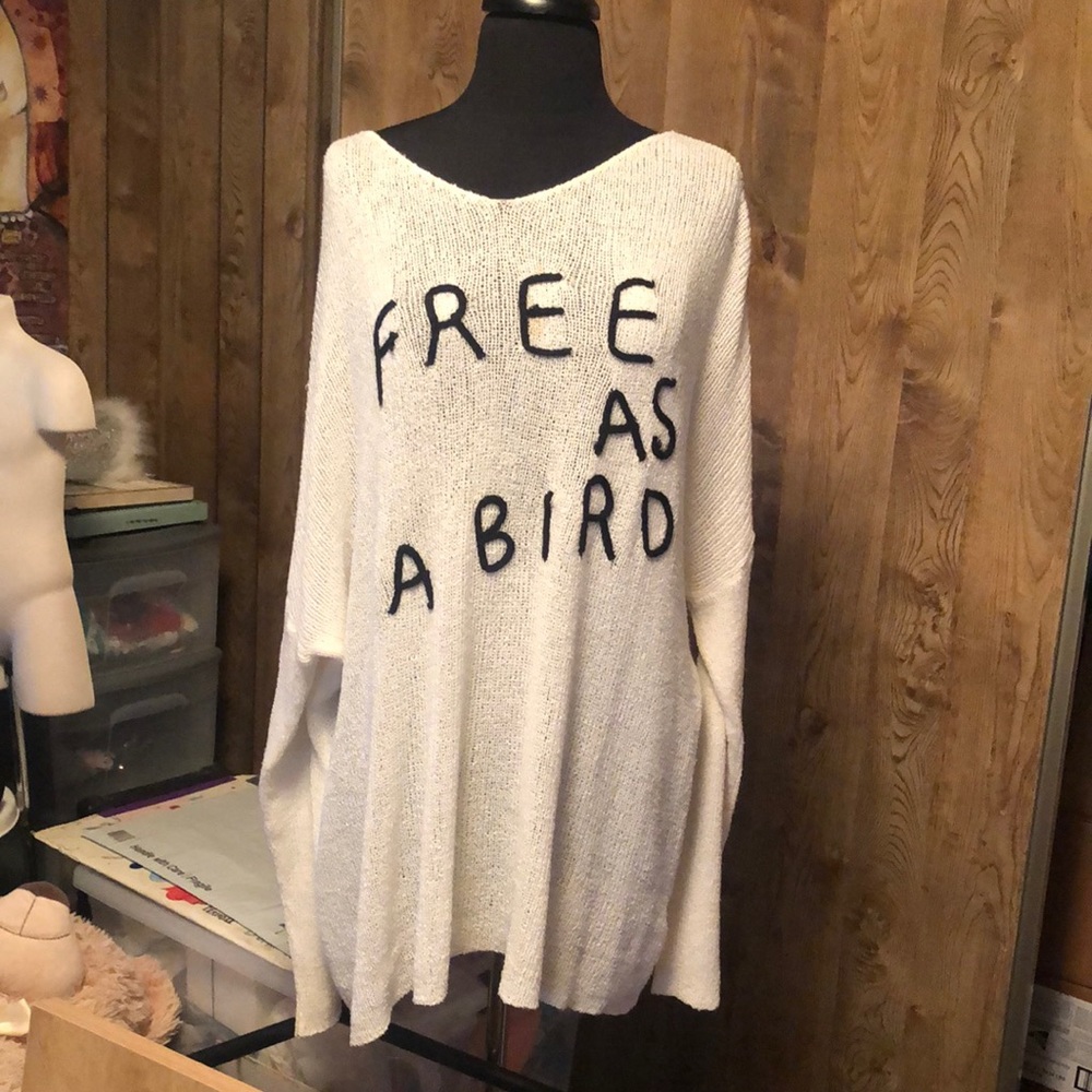 Awesome FREE AS A BIRD plus size Women’s Blouse